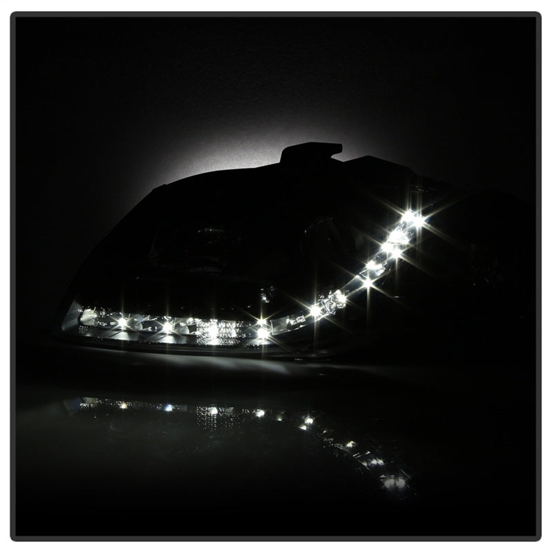 Spyder Audi A4 06-08 Projector Headlights Halogen Model Only - DRL Black PRO-YD-AA405-DRL-BK Spyder Audi A4 06-08 Projector Headlights Halogen Model Only - DRL Black PRO-YD-AA405-DRL-BK