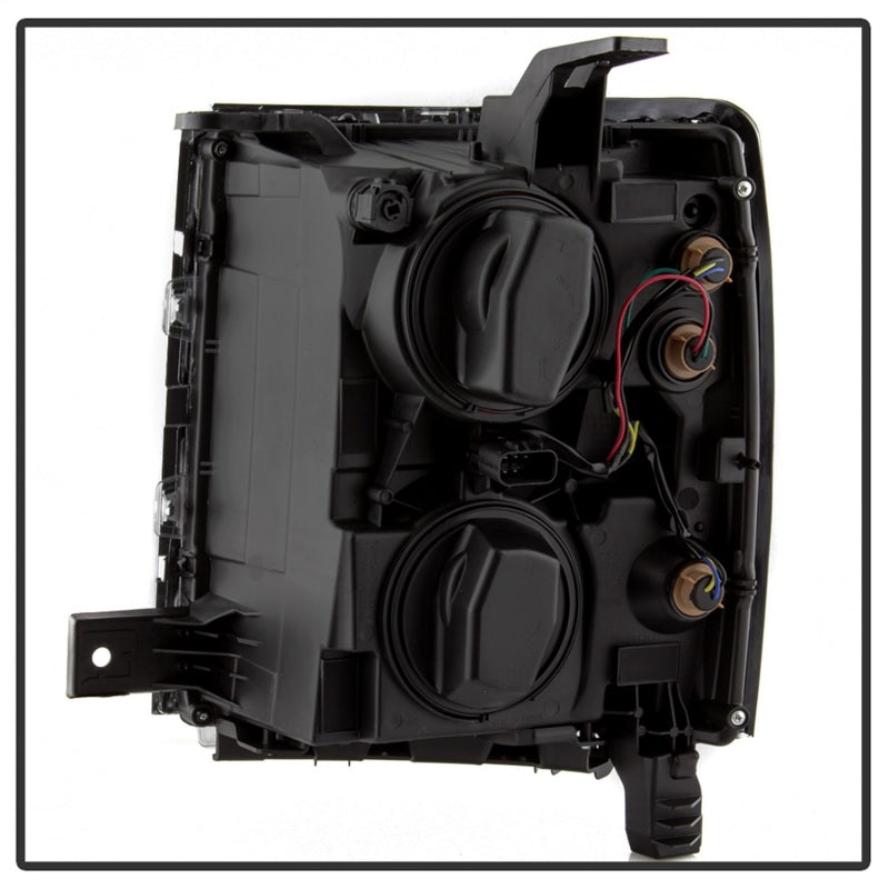 xTune 14-15 Chevy Silverado 1500 (New Body) OEM Style Headlights w/Trim - Blk (HD-JH-CS14-CC-BK) xTune 14-15 Chevy Silverado 1500 (New Body) OEM Style Headlights w/Trim - Blk (HD-JH-CS14-CC-BK)