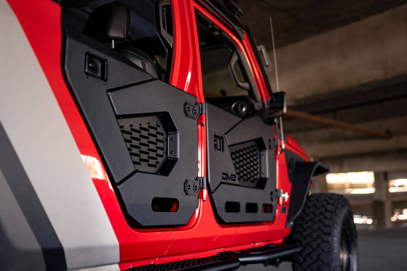 DV8 Offroad 18-22 Jeep Wrangler JL/JT Spec Series Half Doors - Rear Set DV8 Offroad 18-22 Jeep Wrangler JL/JT Spec Series Half Doors - Rear Set