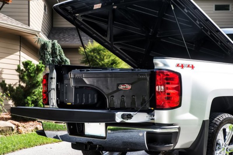 UnderCover 2022 Nissan Frontier Ext/Crew All Beds Passenger Side Swing Case - Black Smooth UnderCover 2022 Nissan Frontier Ext/Crew All Beds Passenger Side Swing Case - Black Smooth