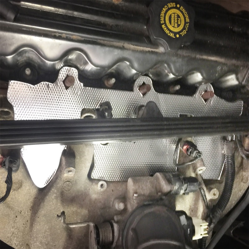 DEI Fuel Rail and Injecter Cover Jeep 1997 - 2004 4.0L Engine DEI Fuel Rail and Injecter Cover Jeep 1997 - 2004 4.0L Engine