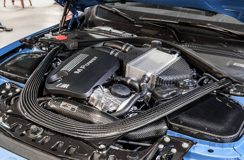AWE Tuning BMW F8x M3/M4 S-FLO Carbon Intake AWE Tuning BMW F8x M3/M4 S-FLO Carbon Intake