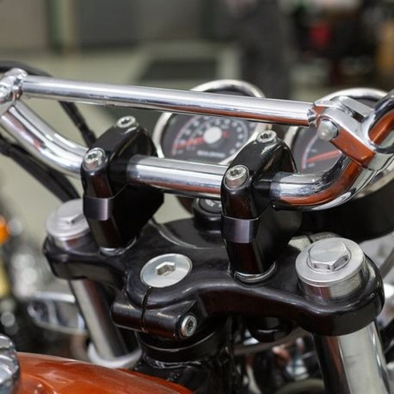 S&S Cycle Royal Enfield INT 650 Twins Handlebar Adjuster Kit S&S Cycle Royal Enfield INT 650 Twins Handlebar Adjuster Kit