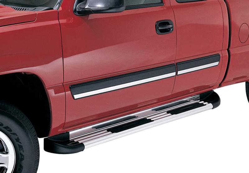 Lund 00-05 GMC Yukon (70in w/Fender Flares) TrailRunner Extruded Multi-Fit Running Boards - Black Lund 00-05 GMC Yukon (70in w/Fender Flares) TrailRunner Extruded Multi-Fit Running Boards - Black