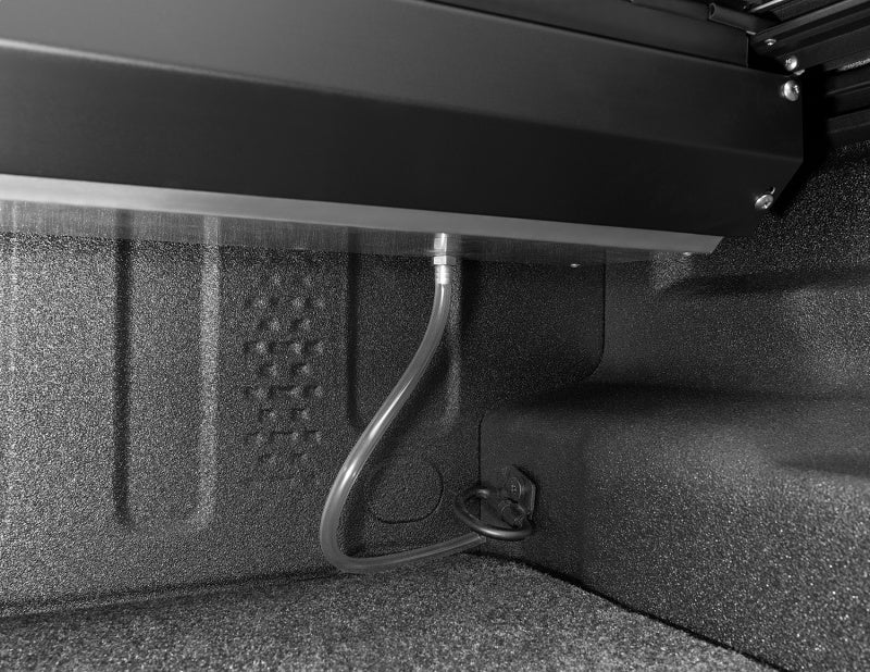 Roll-N-Lock 2020 Jeep Gladiator 5ft bed (w/ Trail Rail System) M-Series Retractable Tonneau Cover Roll-N-Lock 2020 Jeep Gladiator 5ft bed (w/ Trail Rail System) M-Series Retractable Tonneau Cover