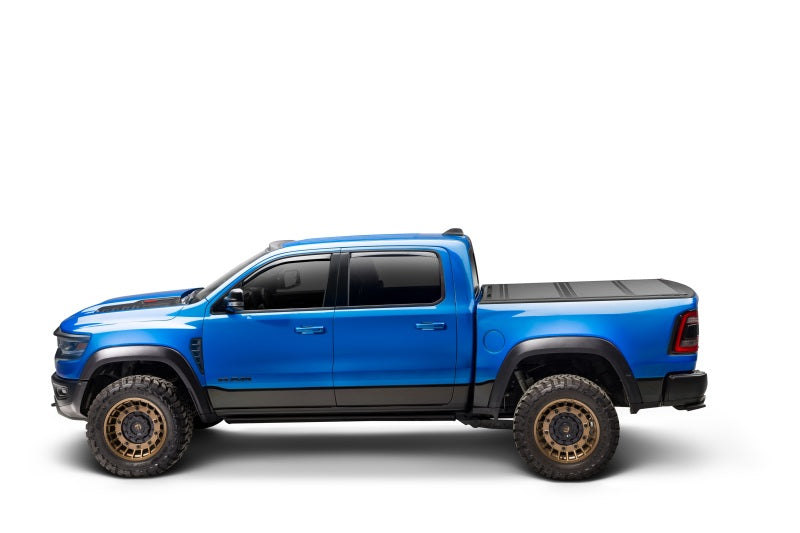Extang 22-23 Toyota Tundra (with/without Rail Sys) 5.6ft. Bed Endure ALX Extang 22-23 Toyota Tundra (with/without Rail Sys) 5.6ft. Bed Endure ALX