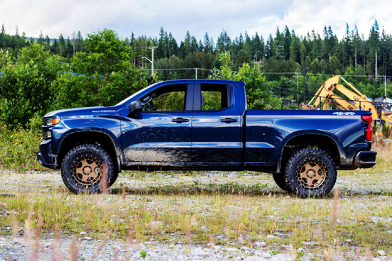 Belltech 19-20 Chevrolet Silverado / GMC Sierra 1500 4WD 4in Suspension Lift Kit w/ Shocks Belltech 19-20 Chevrolet Silverado / GMC Sierra 1500 4WD 4in Suspension Lift Kit w/ Shocks