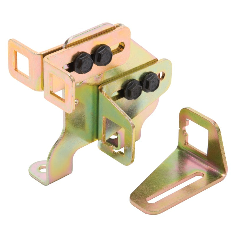 Edelbrock GM LS1 Throttle Bracket for Carbureted Applications W Throttle Cruise Control Edelbrock GM LS1 Throttle Bracket for Carbureted Applications W Throttle Cruise Control