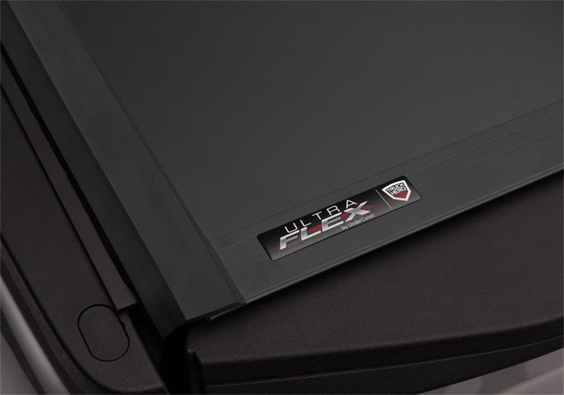 UnderCover 17-20 Honda Ridgeline 5ft Ultra Flex Bed Cover UnderCover 17-20 Honda Ridgeline 5ft Ultra Flex Bed Cover