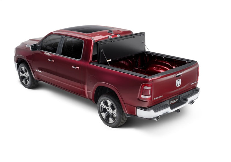 UnderCover 09-18 Ram 1500 (w/o Rambox) (19-20 Classic) 5.7ft Armor Flex Bed Cover - Black Textured UnderCover 09-18 Ram 1500 (w/o Rambox) (19-20 Classic) 5.7ft Armor Flex Bed Cover - Black Textured