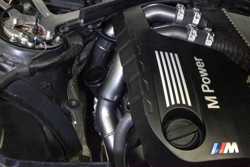 AEM 07-10 BMW 335I L6-3.0L F/I Turbo Intercooler Charge Pipe Kit AEM 07-10 BMW 335I L6-3.0L F/I Turbo Intercooler Charge Pipe Kit
