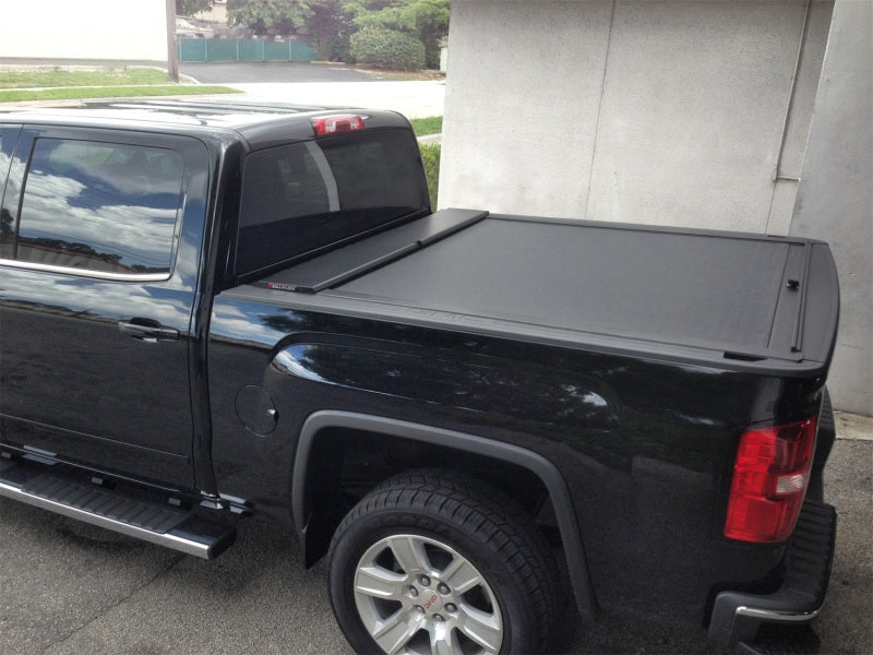 Roll-N-Lock 15-18 Chevy Silverado/Sierra 2500/3500 LB 96-3/8in M-Series Retractable Tonneau Cover Roll-N-Lock 15-18 Chevy Silverado/Sierra 2500/3500 LB 96-3/8in M-Series Retractable Tonneau Cover