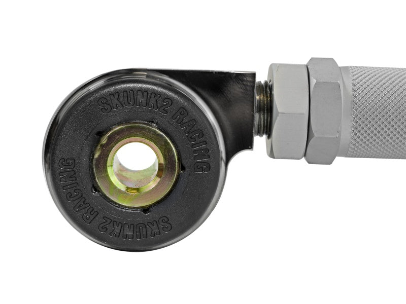 Skunk2 Pro Series 88-00 Honda Civic/CRX/Del Sol/90-01 Acura Integra Adjustable Rear Camber Kits Skunk2 Pro Series 88-00 Honda Civic/CRX/Del Sol/90-01 Acura Integra Adjustable Rear Camber Kits