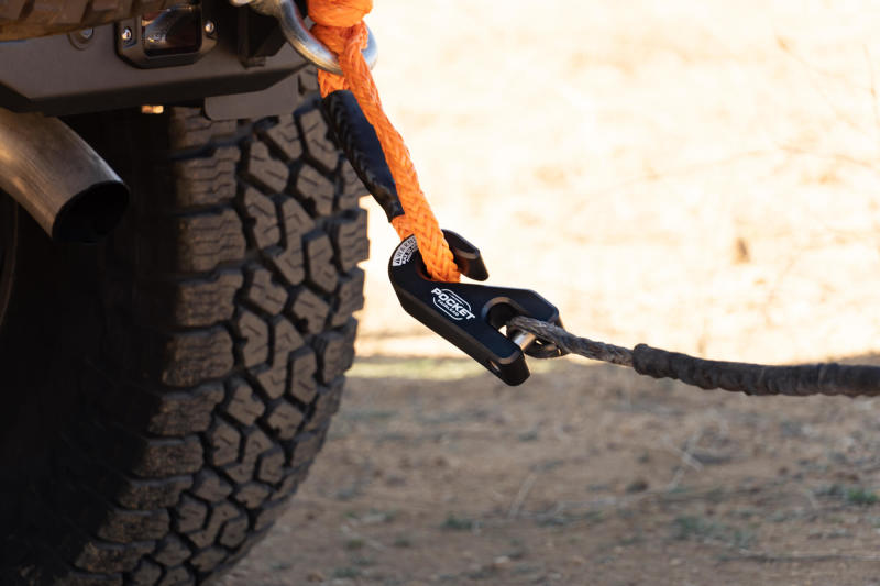 DV8 Offroad Pocket Fairlead For Synthetic Rope Winches DV8 Offroad Pocket Fairlead For Synthetic Rope Winches