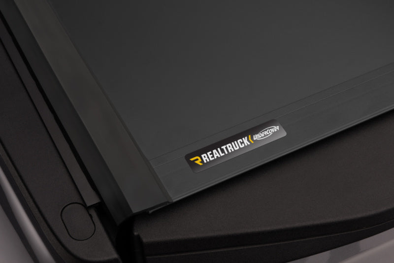 UnderCover 17-20 Honda Ridgeline 5ft Ultra Flex Bed Cover UnderCover 17-20 Honda Ridgeline 5ft Ultra Flex Bed Cover