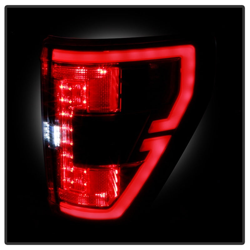Spyder 21-23 Ford F150 (Factory Halogent) Light Bar LED Tail Lights - Black (ALT-YD-FF15021HAL-BK) Spyder 21-23 Ford F150 (Factory Halogent) Light Bar LED Tail Lights - Black (ALT-YD-FF15021HAL-BK)