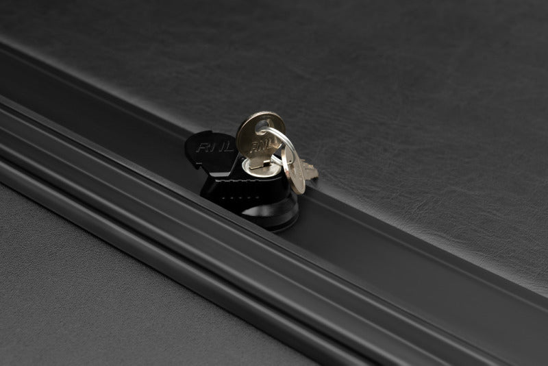 Roll-N-Lock 19-23 RAM 1500 w/o Swing Gate Tailgate SB 76.3in M-Series Retractable Tonneau Cover Roll-N-Lock 19-23 RAM 1500 w/o Swing Gate Tailgate SB 76.3in M-Series Retractable Tonneau Cover