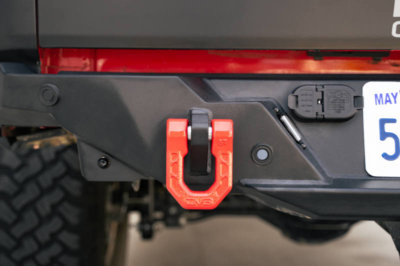 DV8 Offroad Elite Series D-Ring Shackles - Pair (Red) DV8 Offroad Elite Series D-Ring Shackles - Pair (Red)