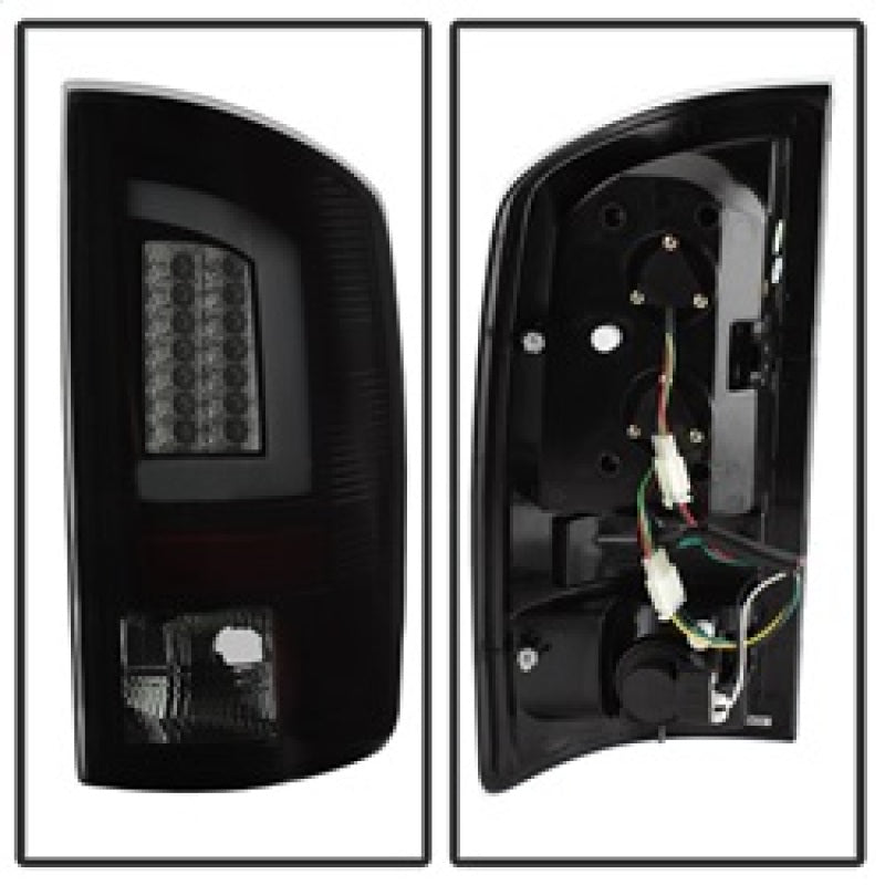 Spyder 02-06 Dodge Ram 1500 V3 Light Bar LED Tail Light - Blk Smoke (ALT-YD-DRAM02V3-LBLED-BSM) Spyder 02-06 Dodge Ram 1500 V3 Light Bar LED Tail Light - Blk Smoke (ALT-YD-DRAM02V3-LBLED-BSM)
