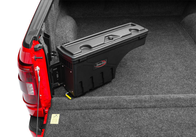 UnderCover 15-20 Ford F-150 Drivers Side SwingH1128-H1157 Case - Black Smooth UnderCover 15-20 Ford F-150 Drivers Side SwingH1128-H1157 Case - Black Smooth