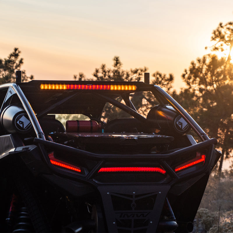 Rigid Industries 28in Chase Light Bar Universal - Rear Facing 27 Mode 5 Color LED Light Bar Rigid Industries 28in Chase Light Bar Universal - Rear Facing 27 Mode 5 Color LED Light Bar