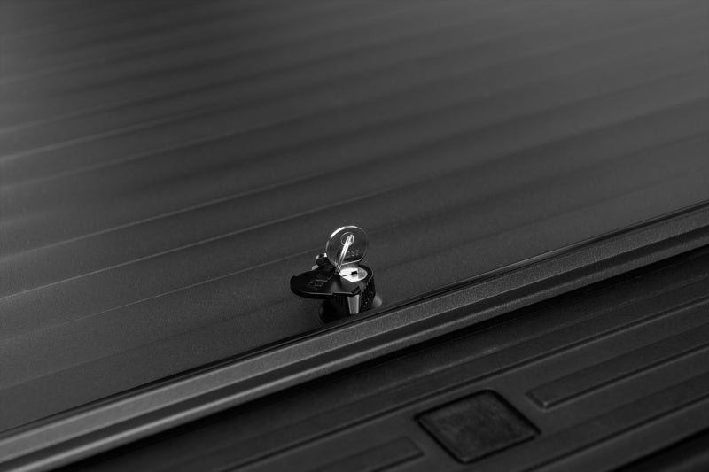 Roll-N-Lock 2020 GM Silverado / Sierra 2500/3500 6ft 10in Bed A-Series Retractable Tonneau Cover Roll-N-Lock 2020 GM Silverado / Sierra 2500/3500 6ft 10in Bed A-Series Retractable Tonneau Cover