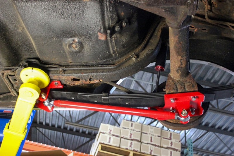 UMI Performance 70-81 GM F-Body Leaf Spring Traction Bars with Mounts UMI Performance 70-81 GM F-Body Leaf Spring Traction Bars with Mounts