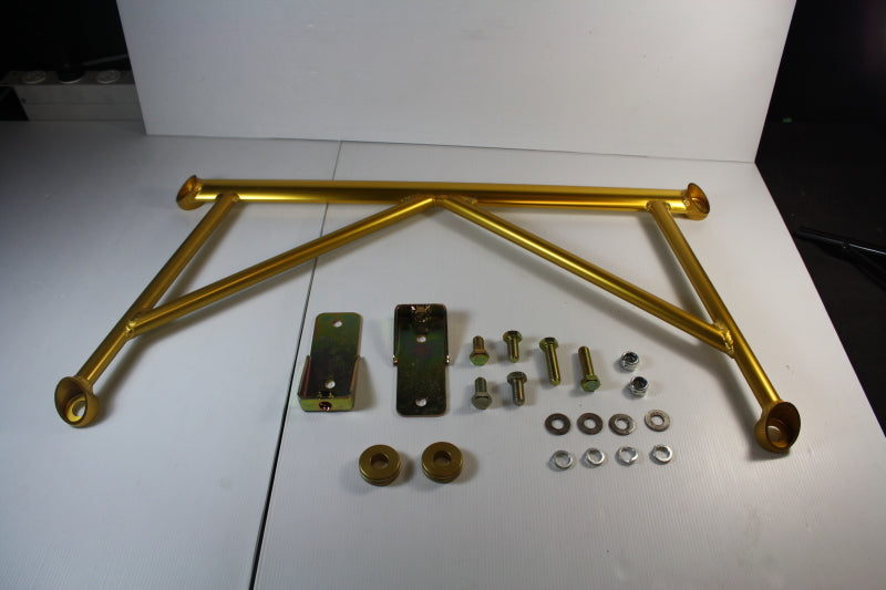 Whiteline 05+ Ford Mustang 8cyl (Shelby GT / GT500) Front Lower Control Arm Brace to Swaybar Whiteline 05+ Ford Mustang 8cyl (Shelby GT / GT500) Front Lower Control Arm Brace to Swaybar