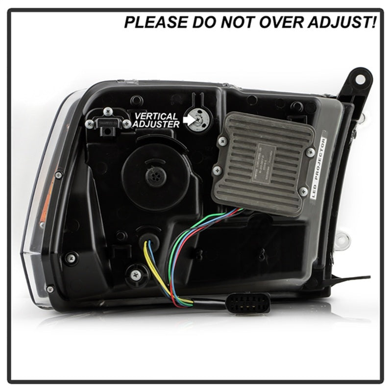 Spyder 13-18 Dodge RAM 1500 / 13-19 RAM 2500/3500 Projector Headlights Spyder 13-18 Dodge RAM 1500 / 13-19 RAM 2500/3500 Projector Headlights