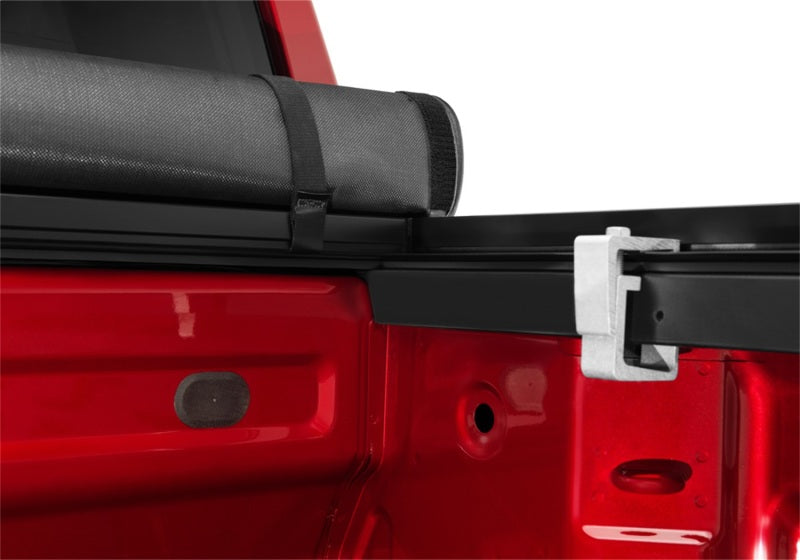 Truxedo 19-20 GMC Sierra & Chevrolet Silverado 1500 (New Body) 6ft 6in TruXport Bed Cover Truxedo 19-20 GMC Sierra & Chevrolet Silverado 1500 (New Body) 6ft 6in TruXport Bed Cover