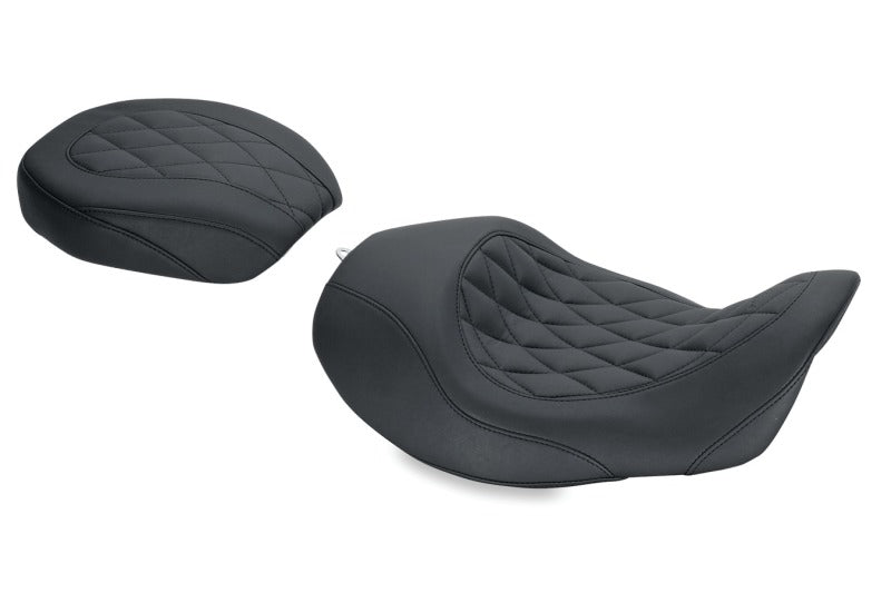 Mustang 06-17 Harley Dyna Wide Tripper Forward Solo Seat Diamond Stitch - Black Mustang 06-17 Harley Dyna Wide Tripper Forward Solo Seat Diamond Stitch - Black
