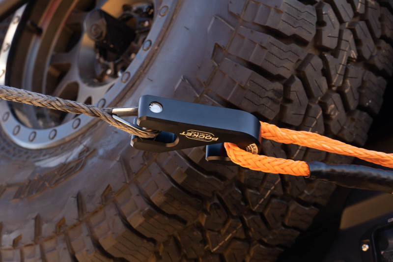 DV8 Offroad Pocket Fairlead For Synthetic Rope Winches DV8 Offroad Pocket Fairlead For Synthetic Rope Winches