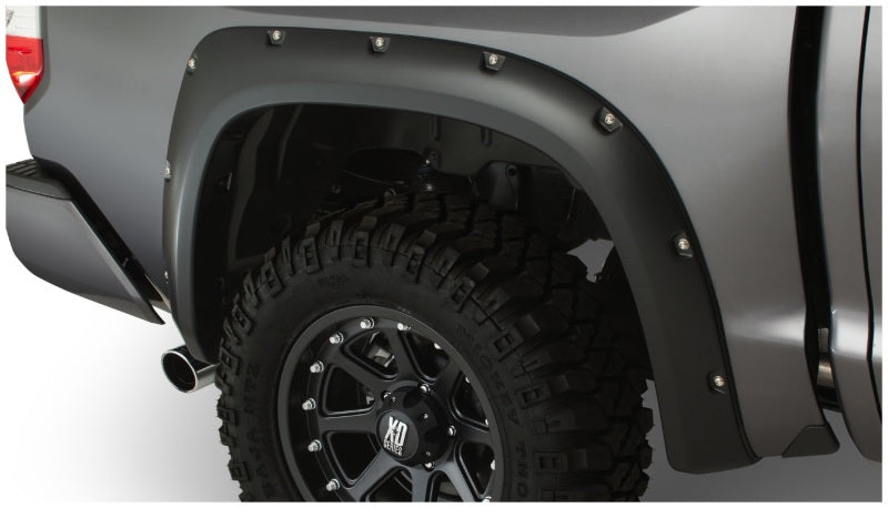 Bushwacker 14-18 Toyota Tundra Fleetside Pocket Style Flares 4pc 66.7/78.7/97.6in Bed - Black Bushwacker 14-18 Toyota Tundra Fleetside Pocket Style Flares 4pc 66.7/78.7/97.6in Bed - Black