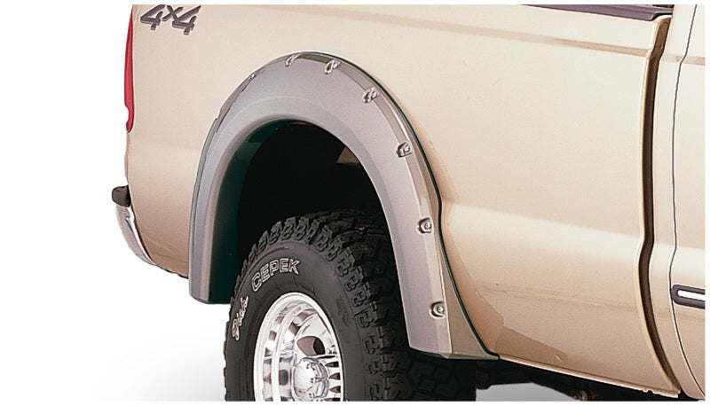 Bushwacker 99-07 Ford F-250 Super Duty Styleside Pocket Style Flares 4pc 81.0/96.0in Bed - Black Bushwacker 99-07 Ford F-250 Super Duty Styleside Pocket Style Flares 4pc 81.0/96.0in Bed - Black
