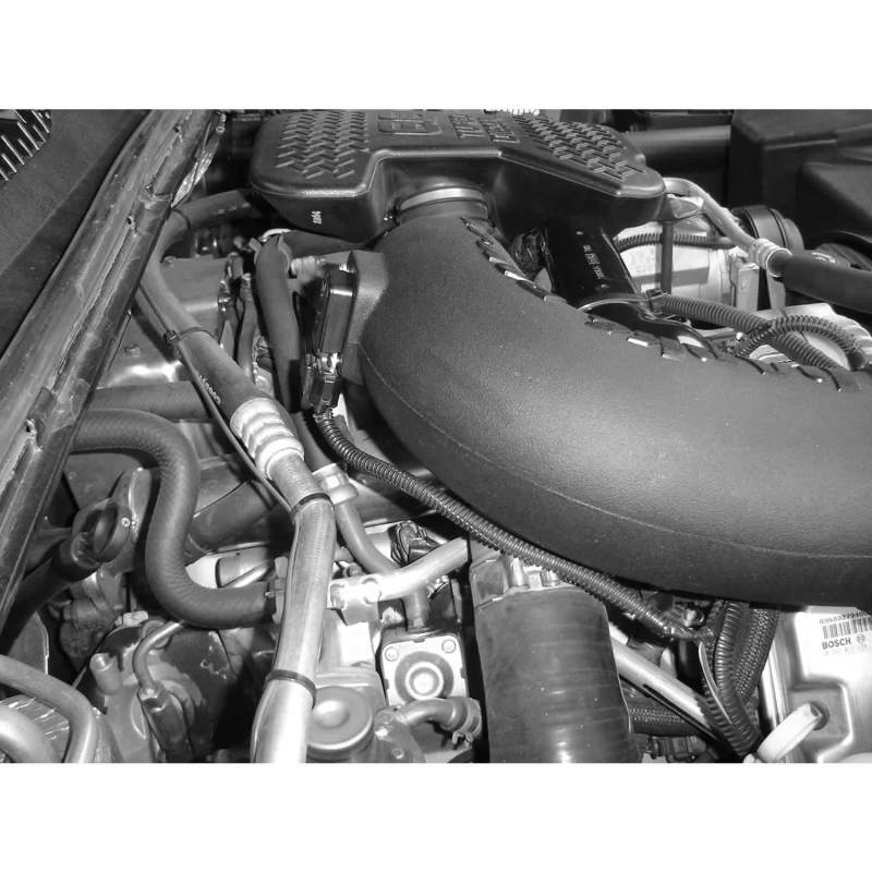 Banks Power 04-05 Chevy 6.6L LLY Ram-Air Intake System - Dry Filter Banks Power 04-05 Chevy 6.6L LLY Ram-Air Intake System - Dry Filter
