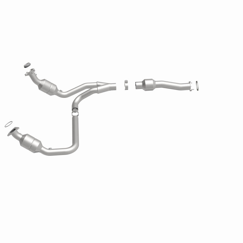 MagnaFlow Direct Fit Catalytic Converter 2011-2014 Express 1500 4.3L Underbody