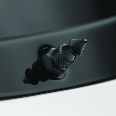 Kuryakyn Windshield Spikes FLH Black