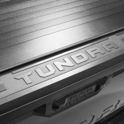 Retrax 22-24 Chevy/GMC Silverado/Sierra 1500 5ft 8in Bed Retractable EQ Bed Cover