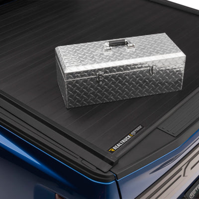 Retrax 21-24 Ford F-150 IX Manual Retractable Tonneau Cover Super Cab - 6.5ft Bed