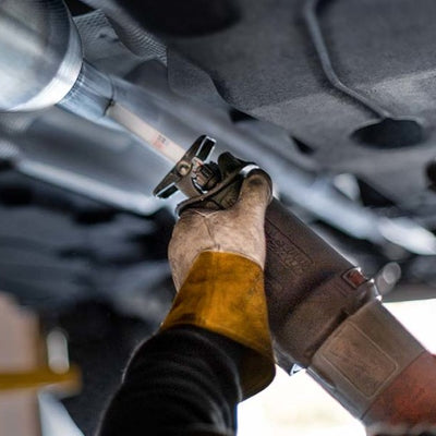 MagnaFlow Conv Universal 2 inch C/A 5 inch spun body