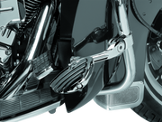 Kuryakyn Tour-Tech Cruise 6in Mount Arm  With ISO Wing Pegs 1-1/4in Clamp Chrome