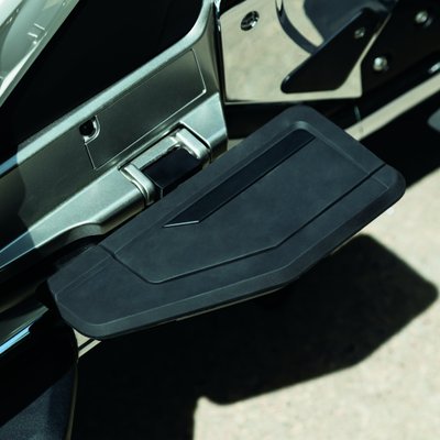 Kuryakyn Omni Transformer Passenger Flooboards Black