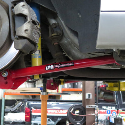 UMI Performance 82-02 GM F-Body Lower Control Arms & On-Car Adjustable Panhard Bar Kit