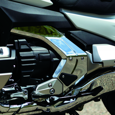 Kuryakyn Omni Frame Covers 18-20 GL1800 Chrome