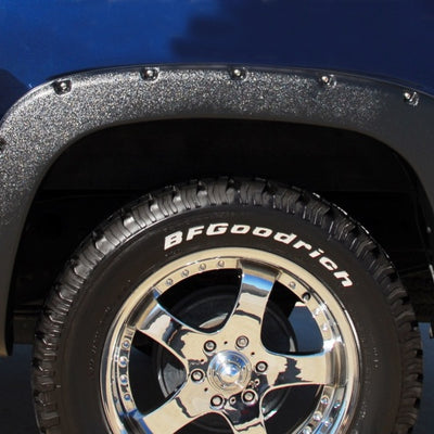 Lund 99-07 Chevy Silverado 1500 RX-Rivet Style Textured Elite Series Fender Flares - Black (4 Pc.)
