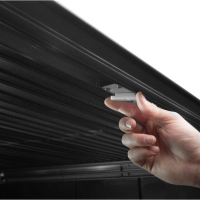 Retrax 22-24 Chevy/GMC Silverado/Sierra 1500 5ft 8in Bed Retractable EQ Bed Cover