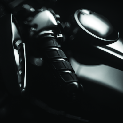 Kuryakyn Kinetic Grips Black