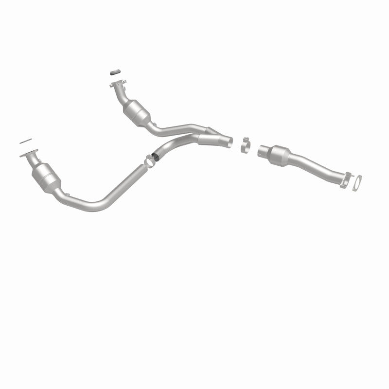 MagnaFlow Direct Fit Catalytic Converter 2011-2014 Express 1500 4.3L Underbody