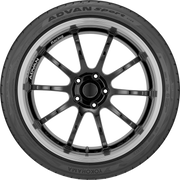 Yokohama Advan Sport V105 Tire - 275/40ZR19 105Y