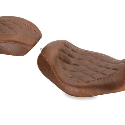 Mustang 06-17 Harley Dyna Wide Tripper Solo Seat Diamond Stitch - Distressed Brown